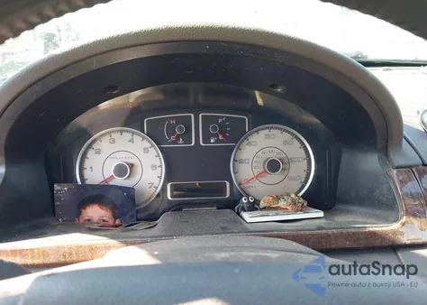 2008 Ford Taurus Limited z USA, uszkodzony, nr VIN 1FAHP25W58G111031